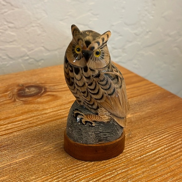 Owl Hand-carved From Buffalo Horn- Made in Thailand- Vintage - Picture 1 of 5
